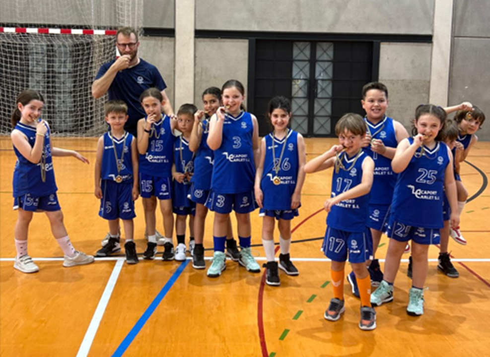 Equipo Benjamines del Club Basquet Sporting Carlet